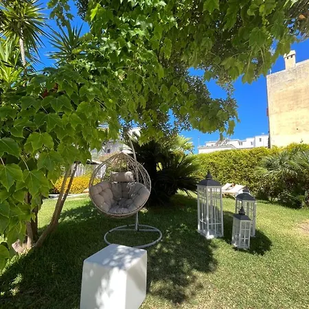 Hotel Relais Corte Degli Aragonesi 4*