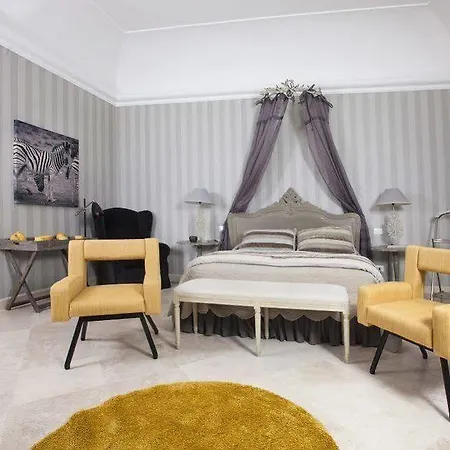 Relais Corte Degli Aragonesi Otel 4*